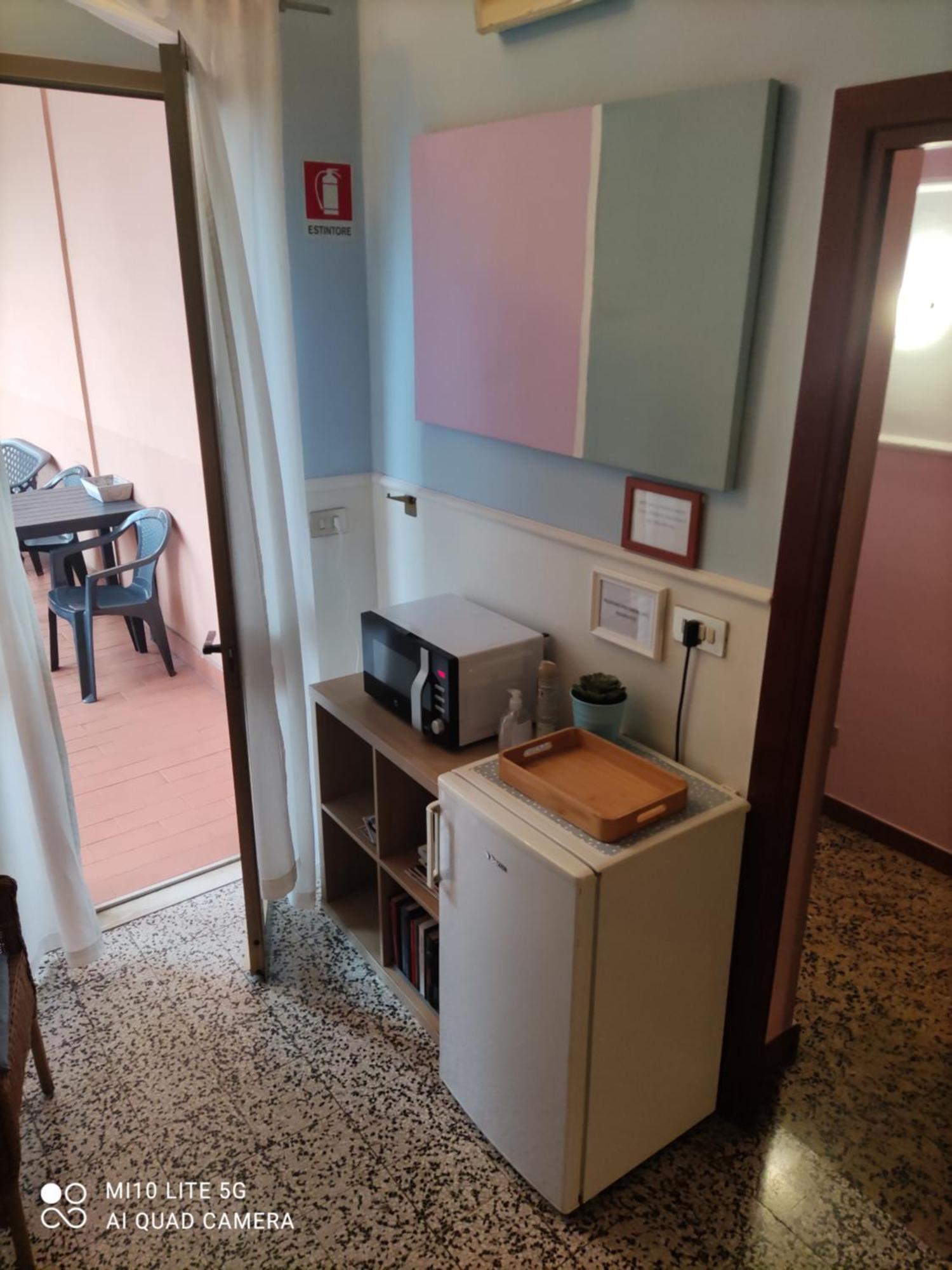 Hostal D'Annunzio House Cesano Boscone Exterior photo